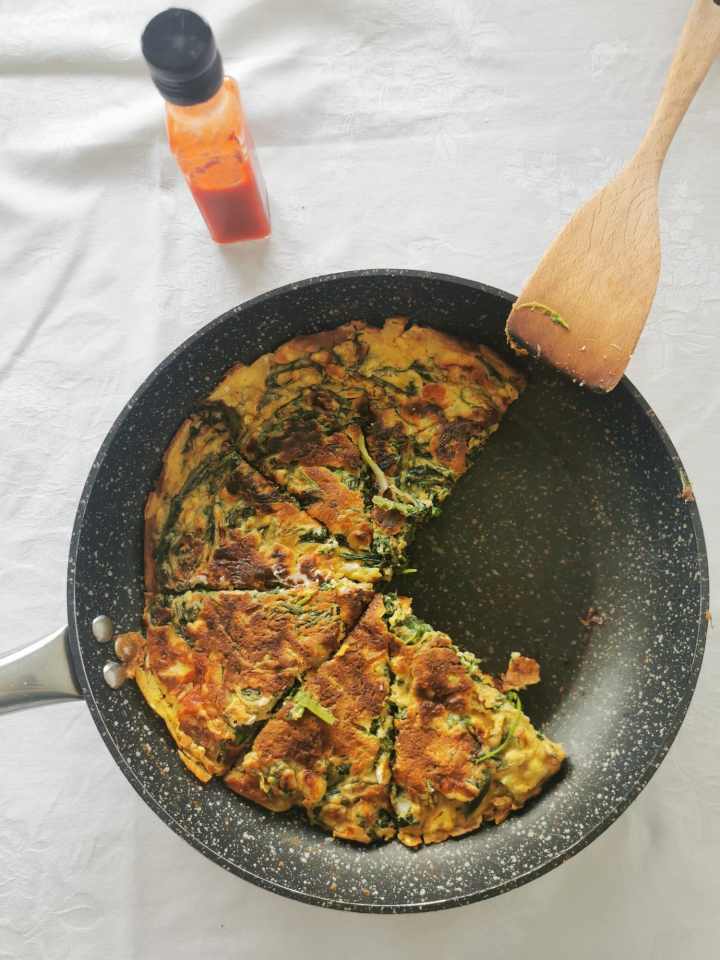Recipe: Frtalja with garlic and dandelion greens